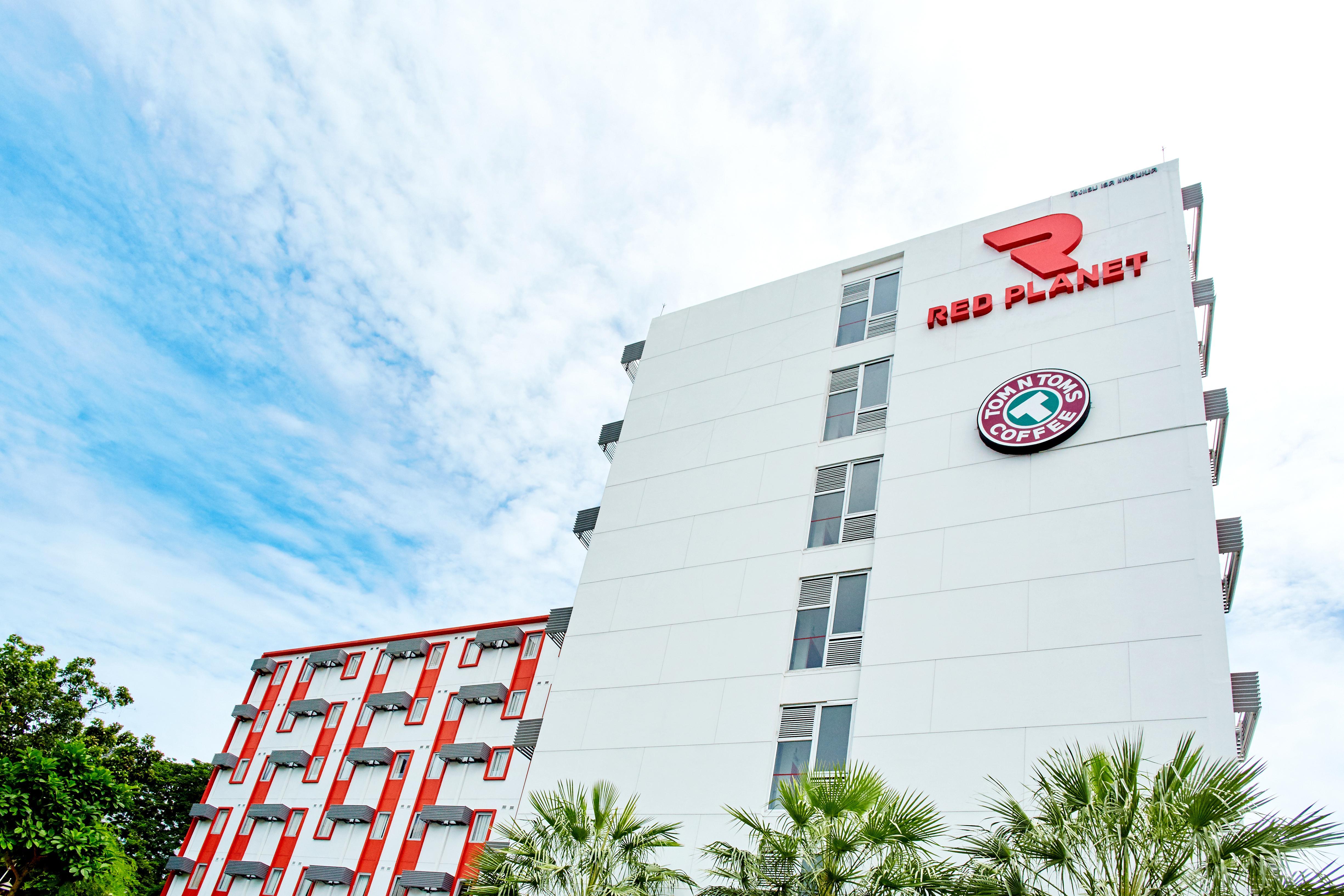 Hotel Red Planet Pattaya Sha Extra Plus Exterior foto