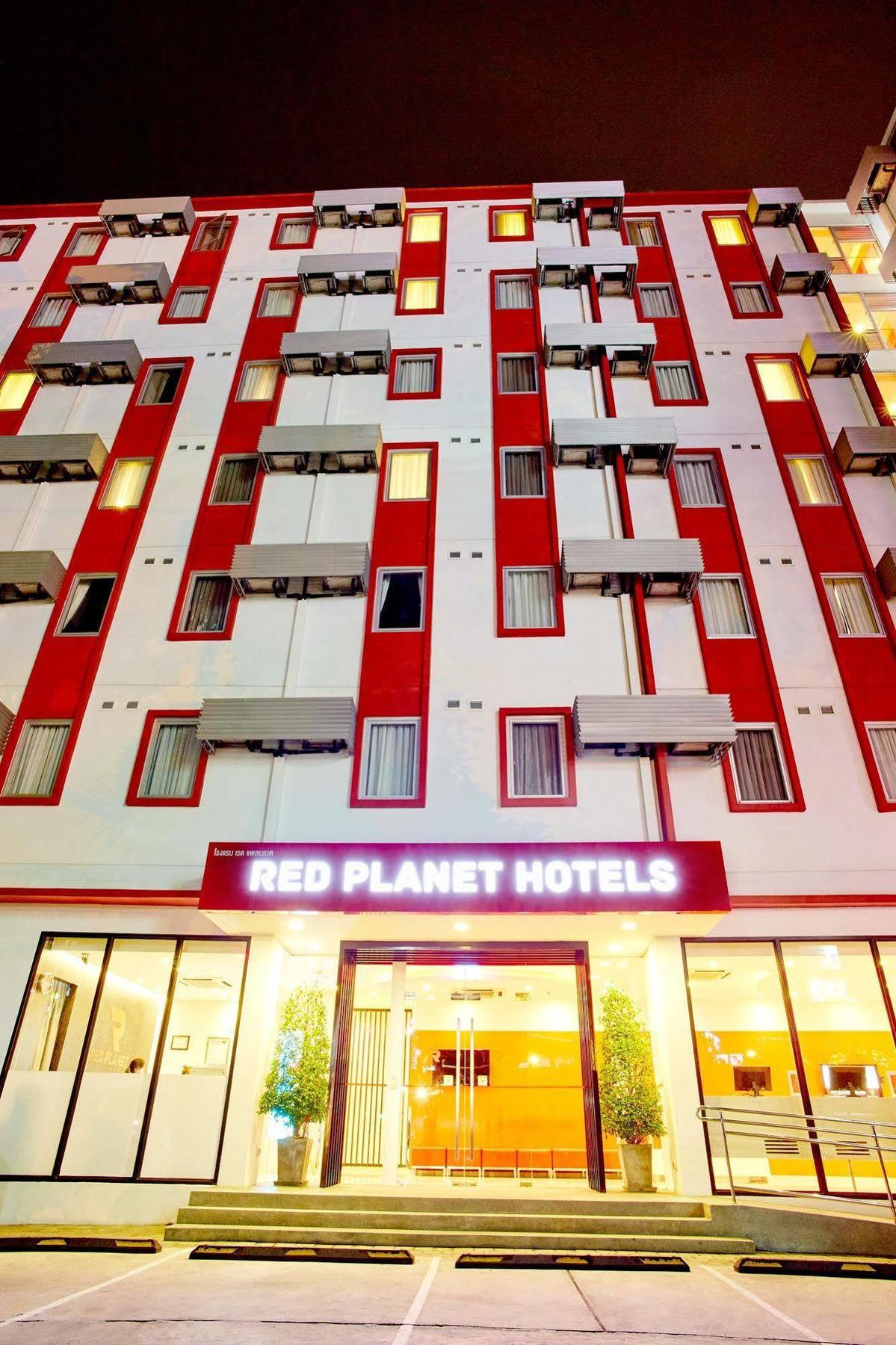 Hotel Red Planet Pattaya Sha Extra Plus Exterior foto