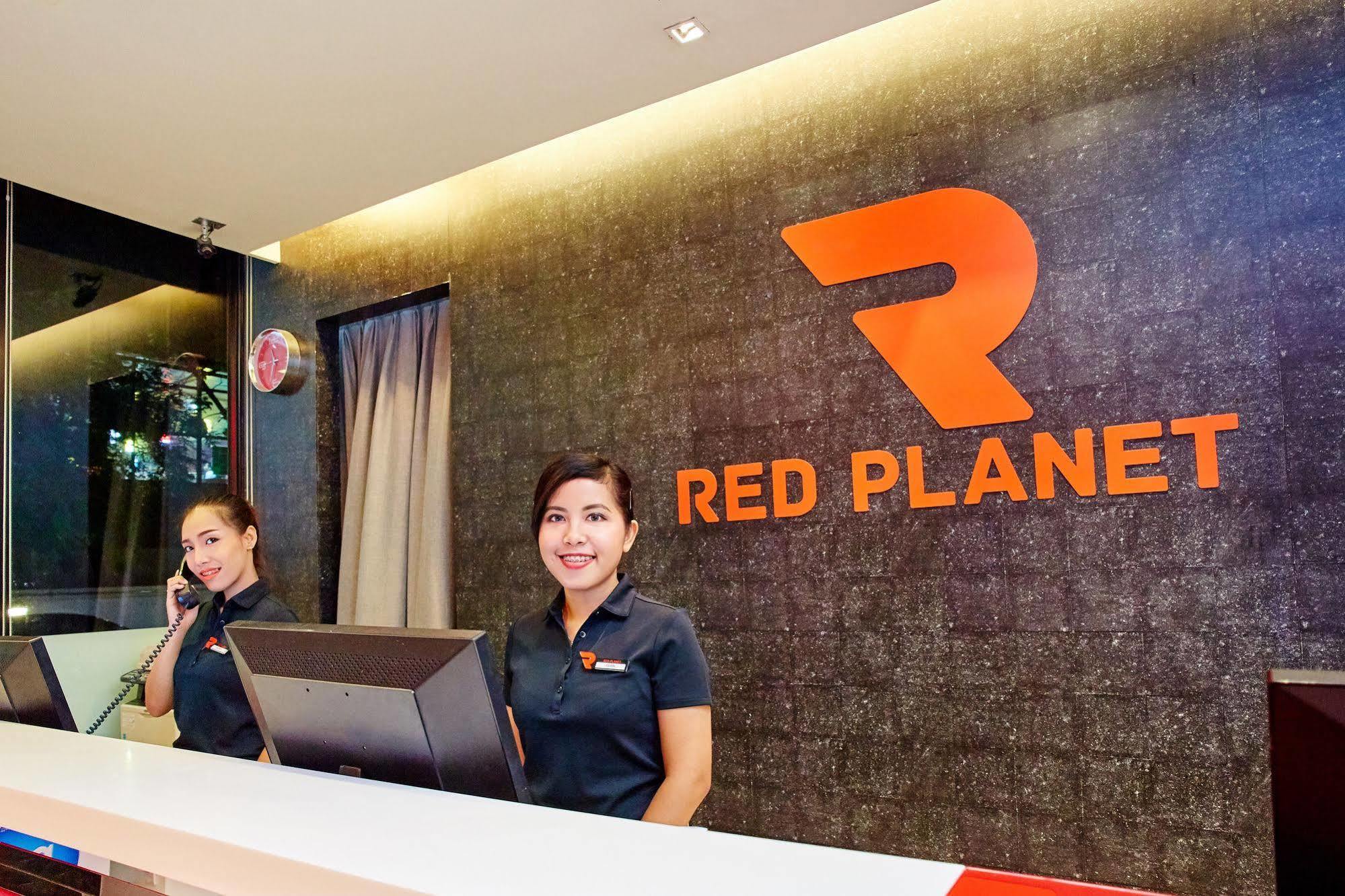 Hotel Red Planet Pattaya Sha Extra Plus Exterior foto